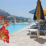 Lido Sofia 아파트호텔 4*