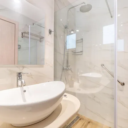 Lägenhetshotell Lido Sofia 4*